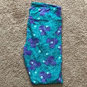 NWOT. TC LulaRoe Disney Leggings